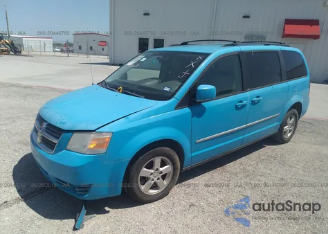 2010 Dodge Grand Caravan Sxt z USA, uszkodzony, nr VIN 2D4RN5D11AR159547